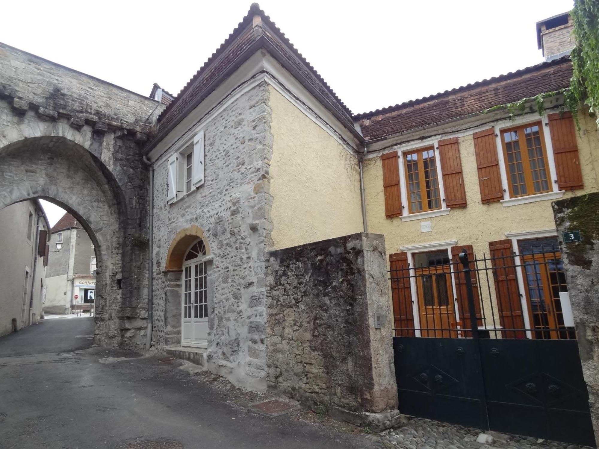 הוילה Sauveterre-de-Bearn Le Pelerine מראה חיצוני תמונה